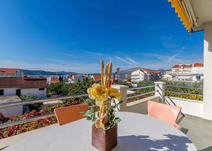 Palma 4 Appartement Trogir