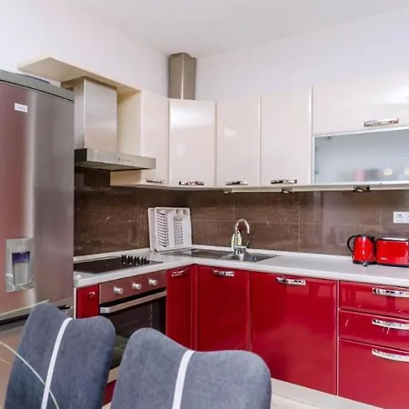 Apartament Palma 4 *